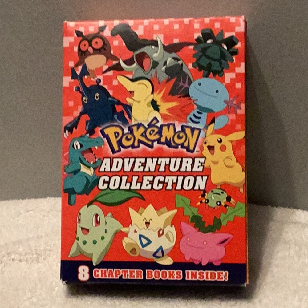 Pokemon Adventure Collection Box - 8 Books!